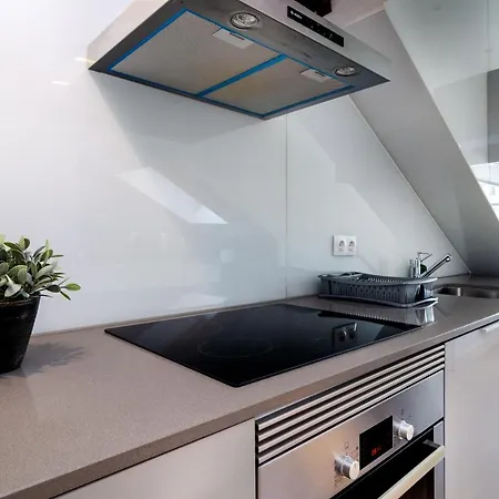 Whome | Madalena Downtown Luxury Duplex * 리스본