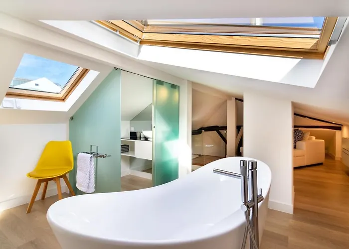 Whome | Madalena Downtown Luxury Duplex Διαμέρισμα