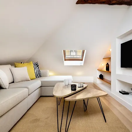 Whome | Madalena Downtown Luxury Duplex Appartement Lisboa