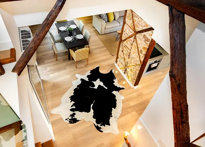 Whome | Madalena Downtown Luxury Duplex * Lizbona