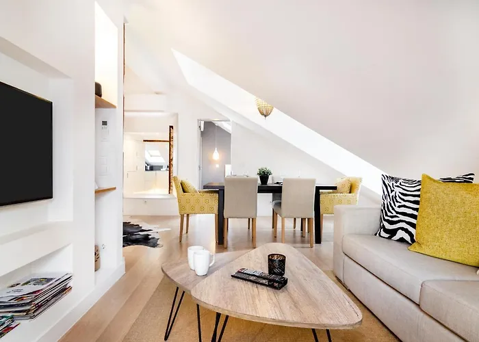 Whome | Madalena Downtown Luxury Duplex Apartament *